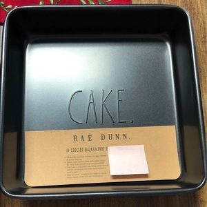 Rae Dunn 9 inch baking pan